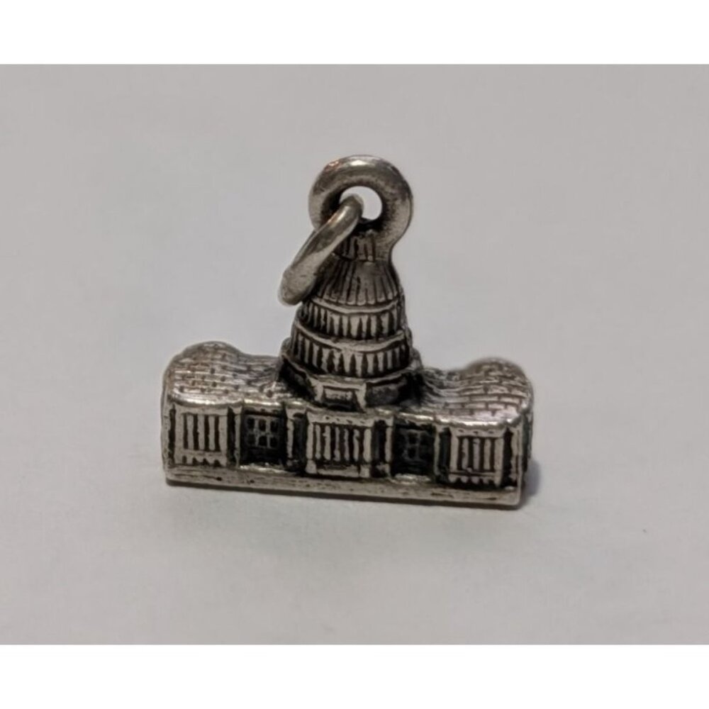 US Capitol Building Silver Charm Pendant - Picture 1 of 14